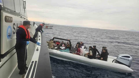 Aydın’da Yunanistan’ın geri ittiği 36 düzensiz göçmen kurtarıldı