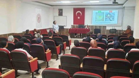 Eskişehir'de yurt çalışanlarına hijyen eğitimi verildi