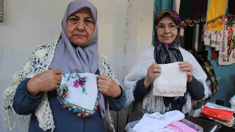 Aydın'da El Emeği Ürünler Pazarında Satışlar Devam Ediyor