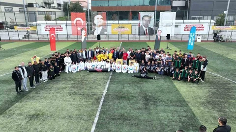 Esenyurt'ta amatör spor kulüplerine malzeme desteği