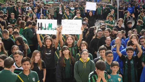 Kocaeli'de Öğrenciler Kocaelispor'a Enerji Verdi