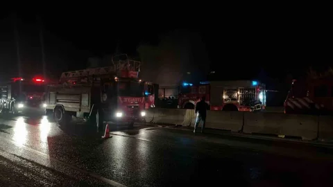 Yalova'da tır yangını paniğe yol açtı