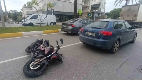 Antalya'da Motosiklet Kazası