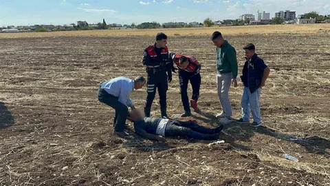 Adıyaman'da baba madde krizine girdi, 5 yaşındaki çocuğu gözleriyle izledi.