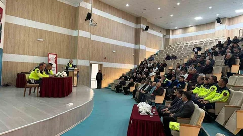 Afyonkarahisar'da trafik güvenliği eğitimi