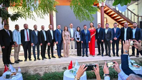 Antalya'da genç girişimcilerin çağının vurgulandığı toplantı yapıldı