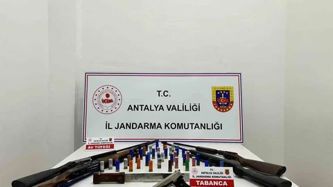 Antalya'da iş yerini kurşunlayan şüpheli yakalandı