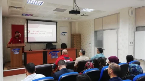 Niğde'de Kızılay Haftası için seminer gerçekleştirildi