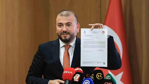 Arnavutköy'de Başkan Candaroğlu, Özgür Özel'in iddialarına cevap verdi