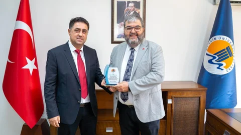 Mersin Üniversitesi 'nde Sosyal Bilimler Meslek Yüksekokulumuzda Müdürlük Devir Teslim Töreni Gerçekleşti