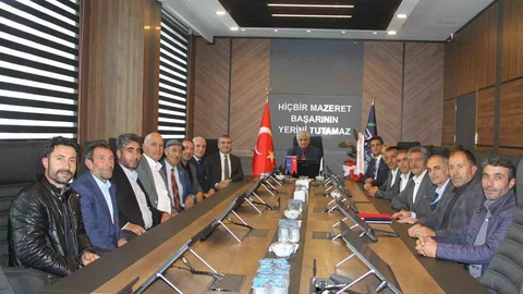 Aras Elektrik, Erzurum'daki muhtarlara özel hizmet sunuyor.