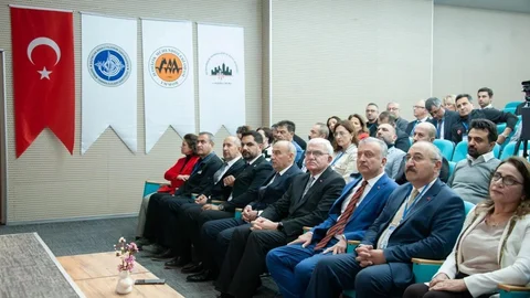 Erzincan'da Deprem Bilimcileri Buluştu