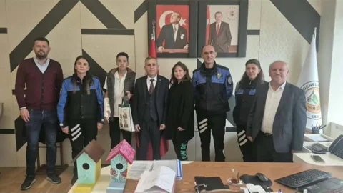 Kütahya'da kuş evleri Orman Bölge Müdürlüğü'ne teslim edildi