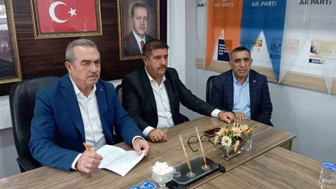 İzmir'de Cumhur İttifakı, Bergama'nın kronik sorunlarını ele aldı.