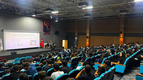 Alanya'da lise öğrencilerine sıfır atık eğitimi verildi