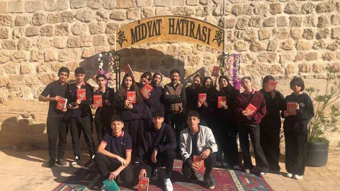 Mardin'de kitap okuma etkinliği