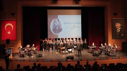 Sivas'ta Sağlık Çalışanlarından Türkülerle Konser