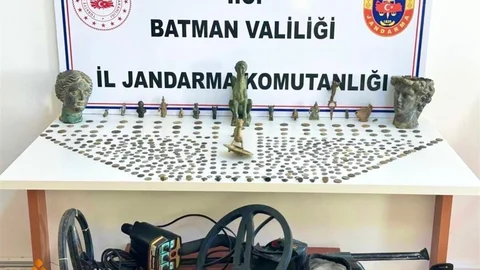 Batman'da tarihi eser operasyonu düzenlendi.