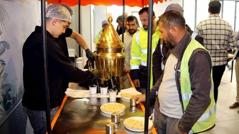 Kütahya'da personellere sahlep ikramı