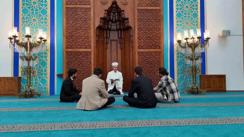 Erzincan'da din görevlisi adayları eğitim almakta