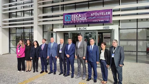 Ankara'da ODTÜ'de zeka ve yetenek atölyeleri incelendi