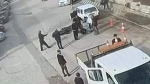 Mudurnu'da motosiklete otomobil çarptı