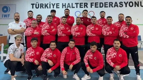 Milliler Arnavutluk Yolcusu