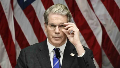 Kuala Lumpur'da ABD ve Çin ticaret anlaşması çerçevesinde anlaştı