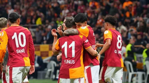 İstanbul'da Galatasaray, yenilmezlik serisini 18 maça yükseltti