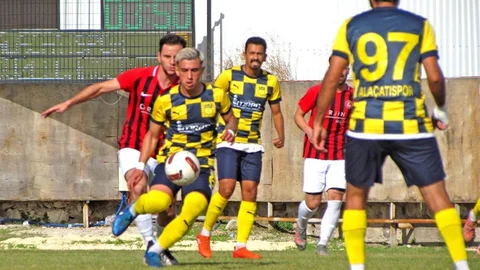 İzmir'de İmren Alaçatıspor, Güzelbahçe Belediyespor'u 2-1 mağlup etti