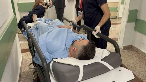 Samsun'da pompalı tüfekli saldırıda 2 kişi yaralandı.