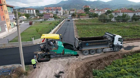 Balıkesir'de Asfalt Çalışmaları Hızla İlerliyor