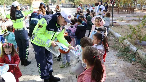 Jandarma tanıtım etkinliği yoğun ilgi gördü