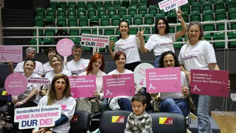 Pembe farkındalık parkeye taşındı