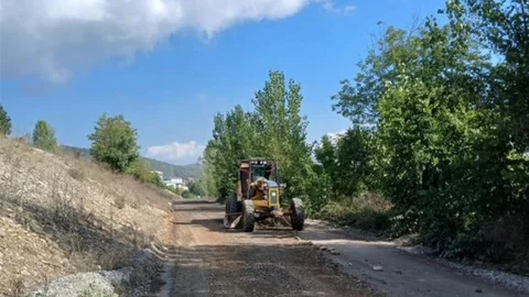 Bayırköy’de arazi yolları yenilendi
