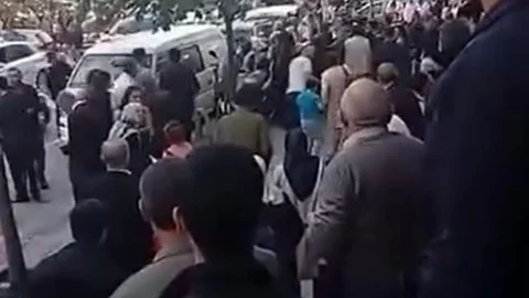 Düğünde aileler arasında kavga yaşandı