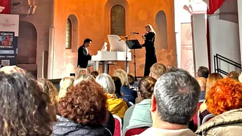 Çeşme’de Kültür Yolu Festivali’nde klasik müzik rüzgarı estirildi