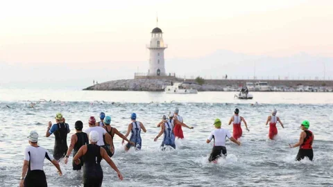 Uluslararası Alanya Triatlonu gerçekleşti