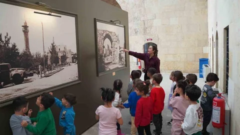 Tarsus Belediyesi, öğrencileri tarihi Kubat Paşa Medresesi ile buluşturdu