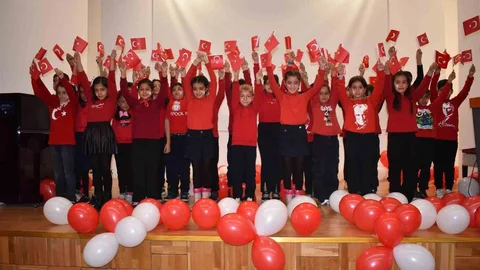 Van'da Cumhuriyet Coşkusu