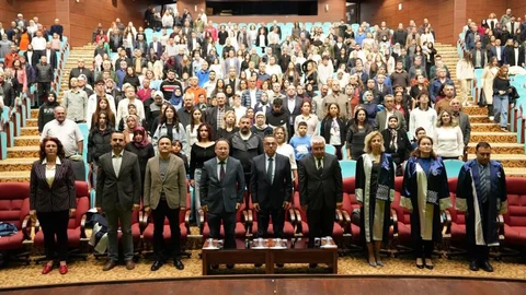 Uşak'ta Beyaz Önlük Sevinci