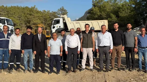 Kaymakam Topsakaloğlu, Yapımı Devam Eden Hayvan Barınağında İncelemelerde Bulundu