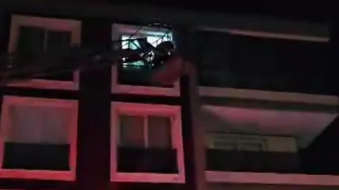 İzmir'de Deprem Anında Panik Yaşandı