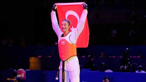 Nafia Kuş Aydın İkinci Dünya Şampiyonu Oldu