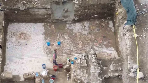 İznik’te Tarihi Mozaik Keşfi