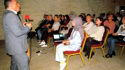 Çeşme Kalesi'nde Tarihi Buluşma