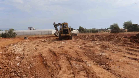 Kepez Zeytinlik Mahallesi'ne Pazar Yeri