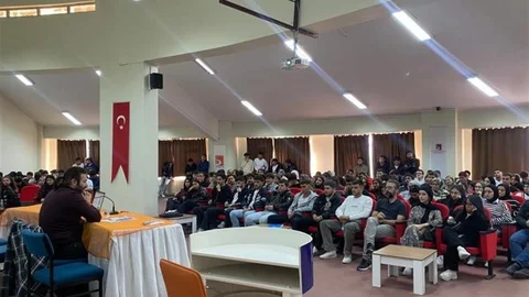 Bilecik'te Teknoloji Bağımlılığı Eğitimi