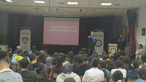Niğde'de Öğrencilere Seminer Düzenlendi