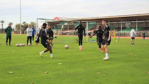 Kocaelispor'un Joseph Nonge'den Açıklamalar
